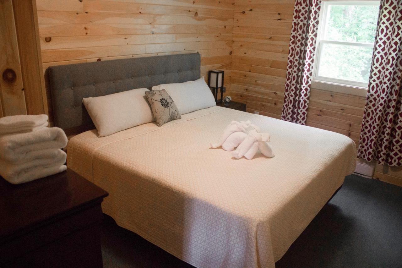 Hidden Acres Cottages Cavendish Esterno foto