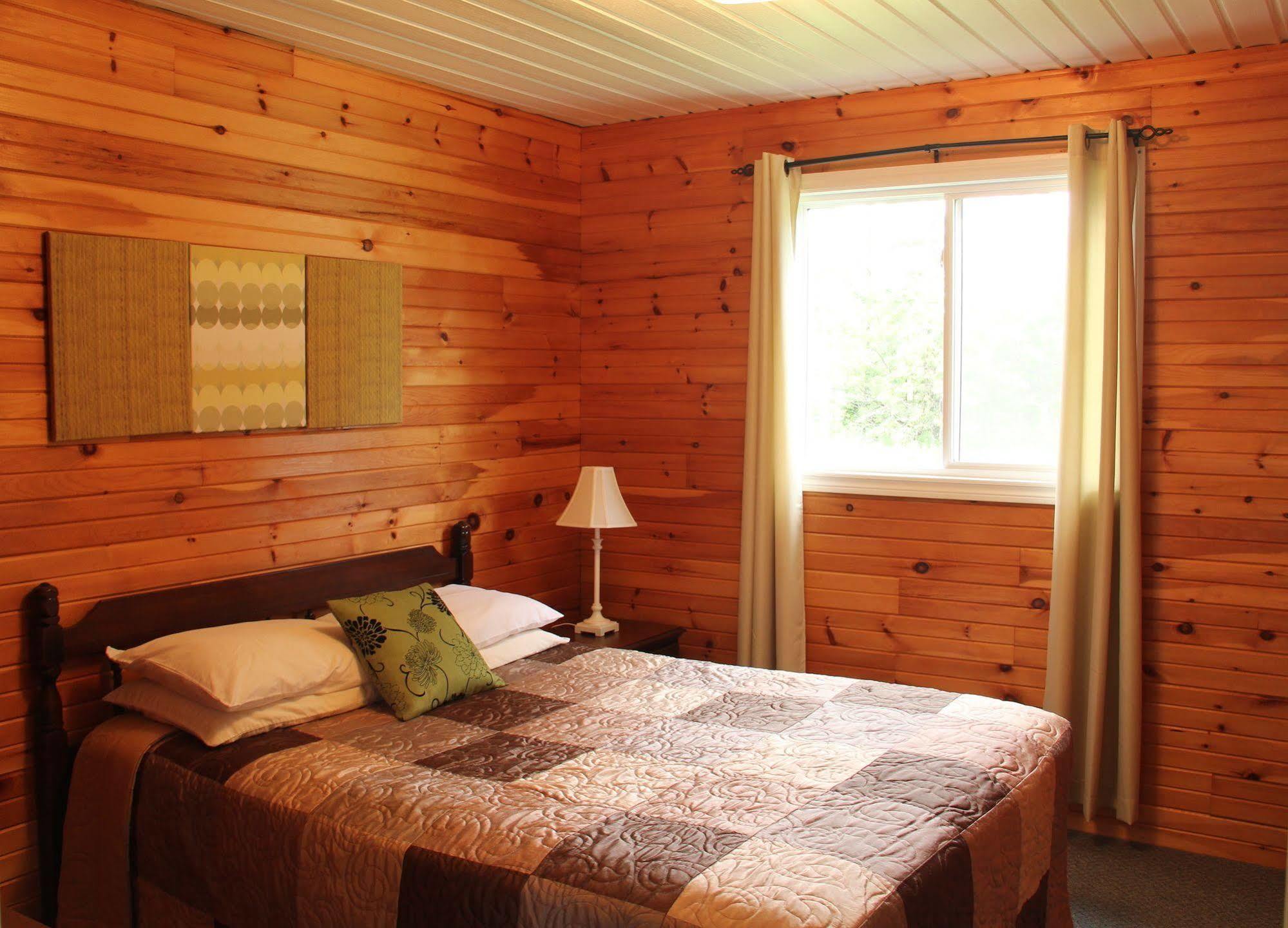 Hidden Acres Cottages Cavendish Esterno foto