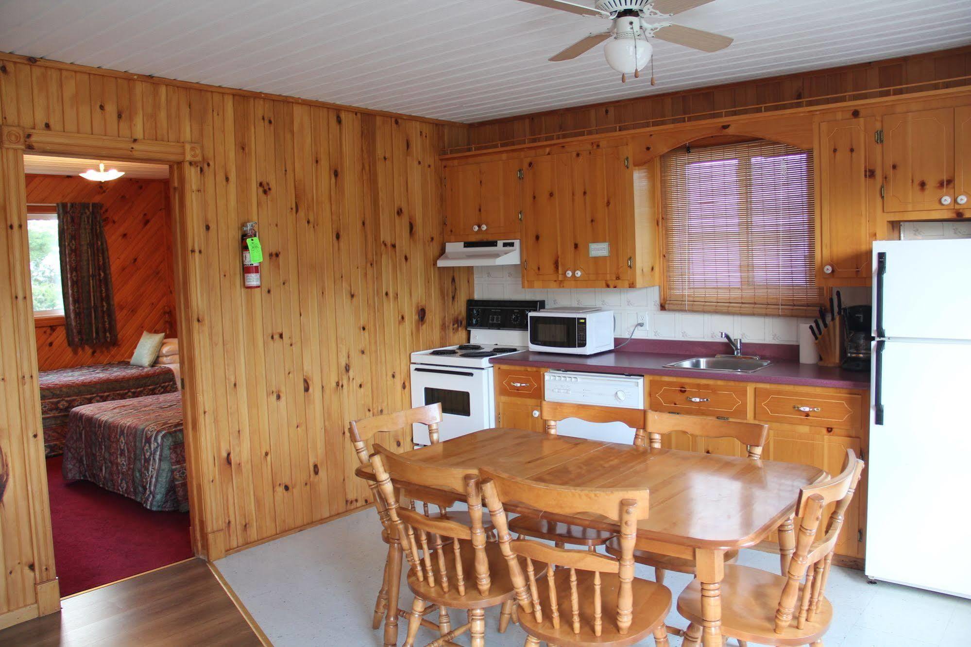 Hidden Acres Cottages Cavendish Esterno foto